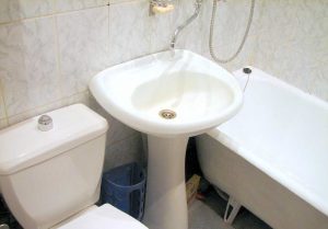 Установка раковины тюльпан в ванной в Кольцово